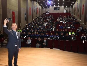 BAŞKAN ÇETİN, PERSONELLE BAYRAMLAŞTI