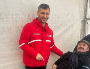 HAYAT KURTARMAK İÇİN SIRAYA GİRDİLER