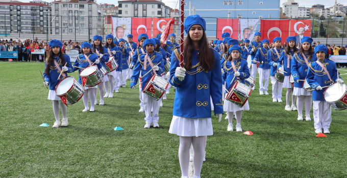 GELECEĞİN TEMİNATI ÇOCUKLAR, BAYRAMLARINI DOYASIYA KUTLADI