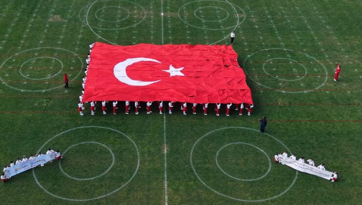 ULUSAL EGEMENLİĞİN YILDÖNÜMÜ, ERGENE’DE COŞKUYLA KUTLANDI!
