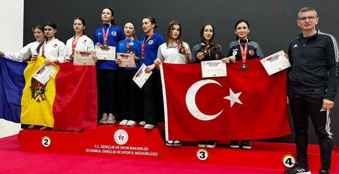 ÇERKEZKÖY’ÜN GENÇLERİ, RAKİPLERİNİ DİZE GETİRDİ