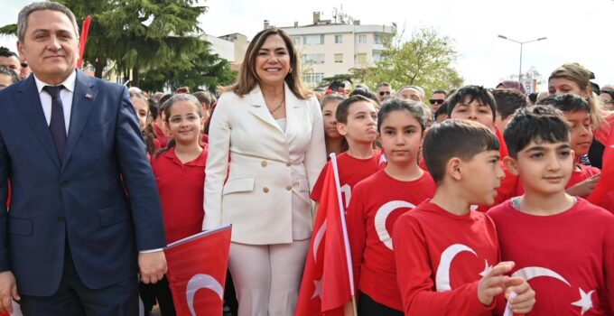 TEKİRDAĞ’DA 23 NİSAN TÖREN VE ETKİNLİKLERLE KUTLANDI