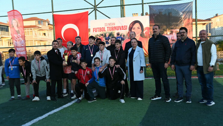 MURATLI’DA 23 NİSAN COŞKUSU FUTBOL ŞÖLENİYLE BİRLEŞTİ