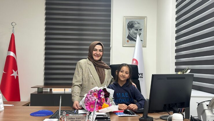 LEYLA VİVAN, NÜFUS MÜDÜRLÜĞÜ KOLTUĞUNA OTURDU