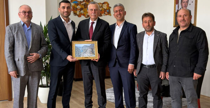 VEZİRKÖPRÜLÜLER DERNEĞİ’NDEN KAYMAKAM GÜNLÜ’YE ZİYARET