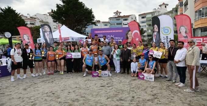 PLAJ VOLEYBOLU TURNUVASI TAMAMLANDI