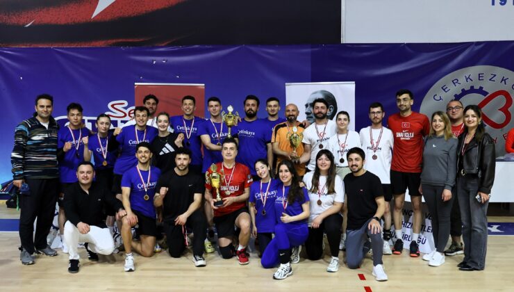 VOLEYBOL TURNUVASININ KAZANANI BELLİ OLDU