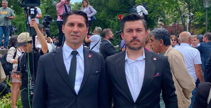 SEDAT ÇOLAK’TAN ÖZGÜR ÖZEL’E, ANKARA’DA DESTEK