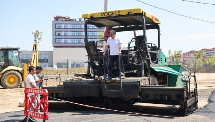 KAPAKLI’DA SICAK ASFALT MESAİSİ SÜRÜYOR