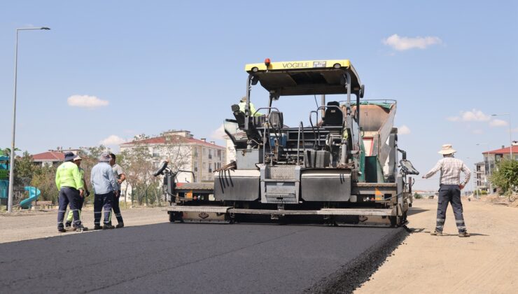 BAŞKAN YÜCEER SAHADA: ÇORLU’NUN BULVARLARI YENİLENİYOR