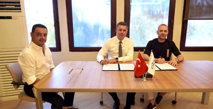 ÇORLU BELEDİYESİ’NE ELEKTRİKLİ ARAÇ DESTEĞİ