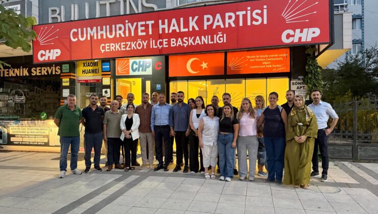 CHP İLÇE YÖNETİMİ, İLK TOPLANTISINI GERÇEKLEŞTİRDİ