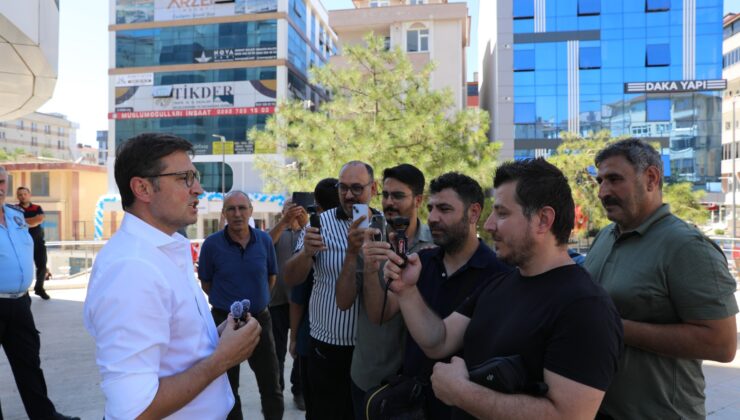 AKAY’DAN BOZKURTER’E SERT CEVAP
