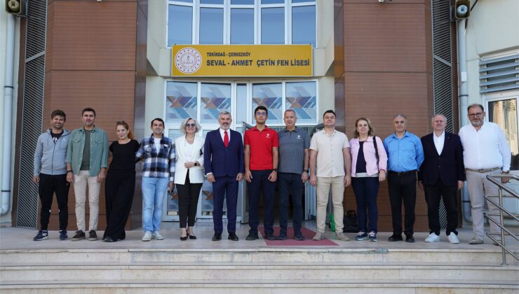 AHMET ÇETİN, ÖĞRENCİLERLE BİR ARAYA GELDİ