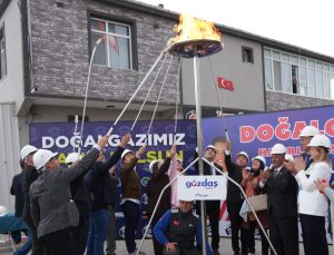 KARAMEHMET MAHALLESİ DOĞALGAZA KAVUŞTU