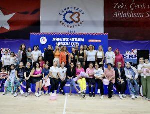 BELEDİYEDEN ZUMBA, YOGA VE PLATES ETKİNLİĞİ
