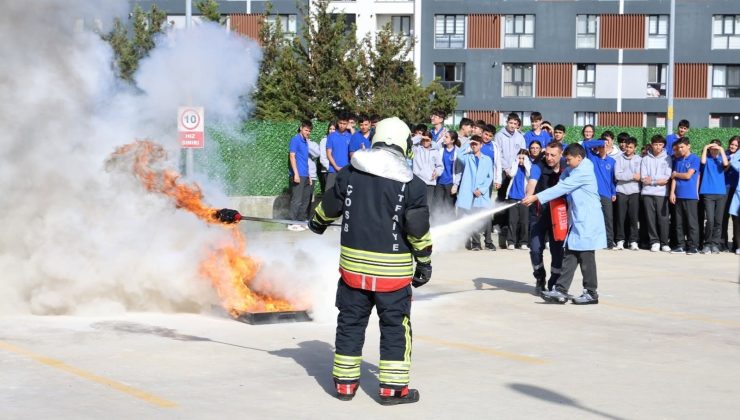 YANGIN EĞİTİMİ VE TATBİKATI DÜZENLENDİ