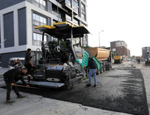 BOZULAN YOLLAR ONARILIYOR
