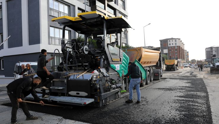 BOZULAN YOLLAR ONARILIYOR