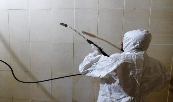 SAĞLIKLI SU TEMİNİ İÇİN DEPOLAR TEMİZLENEREK DEZENFEKTE EDİLİYOR