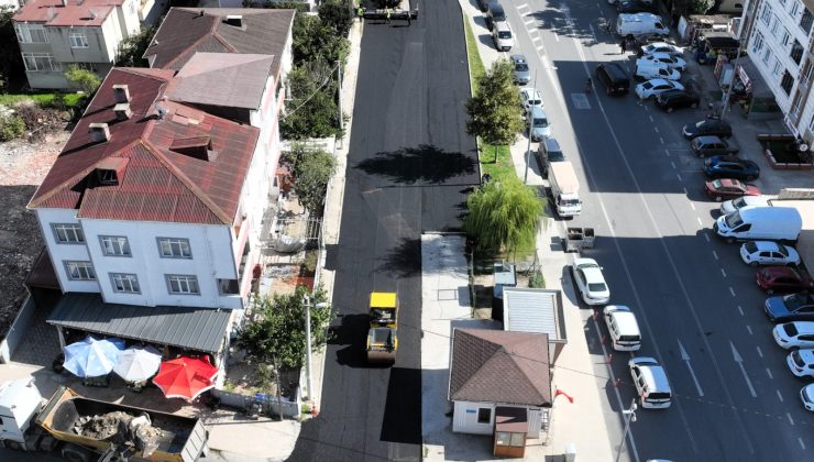 ÇERKEZKÖY BELEDİYESİ’NİN YOL ÇALIŞMALARI SÜRÜYOR