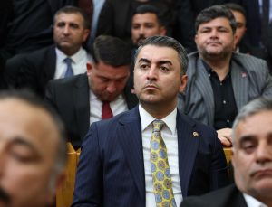 CHP’Lİ AVŞAR; “MADEM ÜSTÜNE GİDECEKSİNİZ, NEDEN MECLİS’İ TERK ETTİNİZ?”