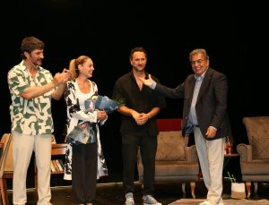 “VEDA YEMEĞİ” BÜYÜK BEĞENİ TOPLADI
