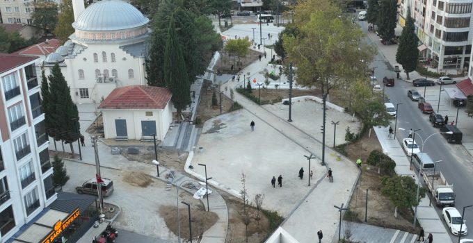 VELİKÖY’DE KENTSEL TASARIM ÇALIŞMALARI SÜRÜYOR